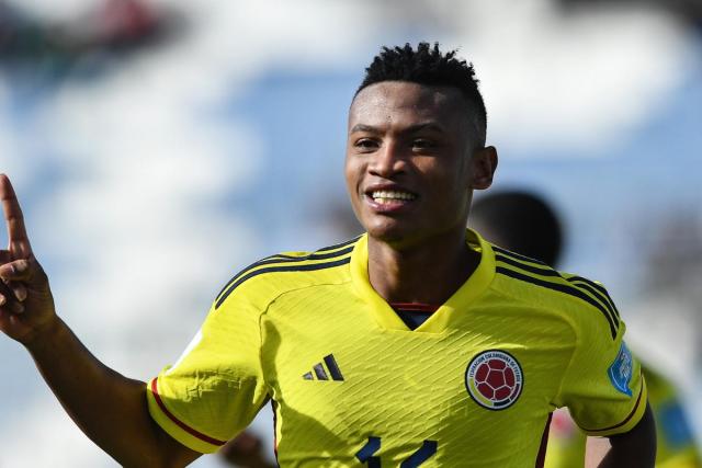 Oscar Cortes Signs Five-Year Deal