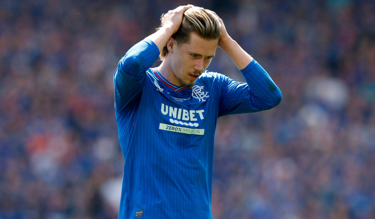 Cantwell on the Brink of Leaving Rangers