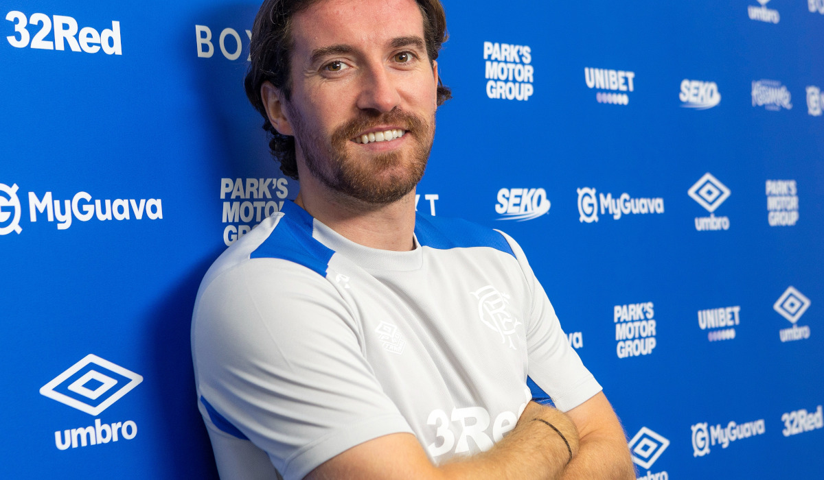 Joe Rothwell Signs for Rangers: Russell Martin Reunites with Trusted Midfield General