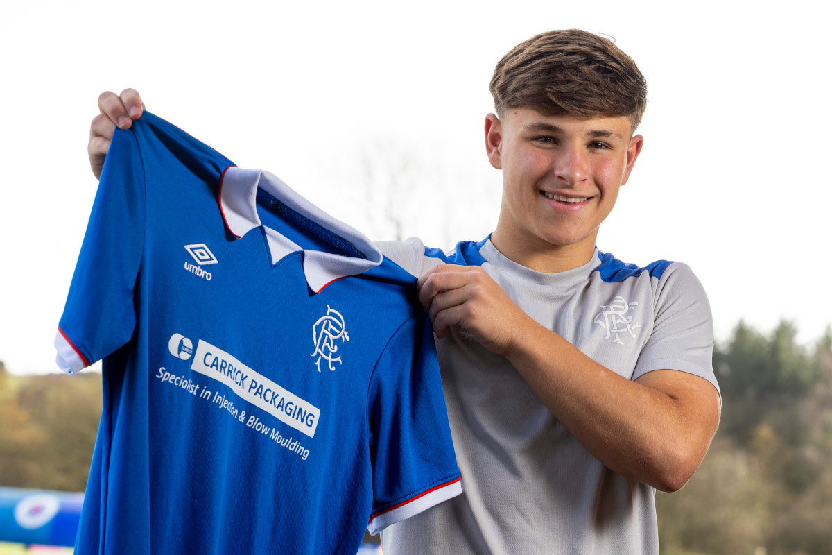 Kyle Glasgow holds up Rangers stop just after signing his first professional contract